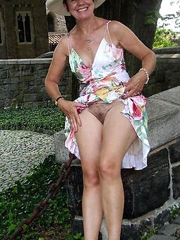 real erotic hairy upskirt free porn pics