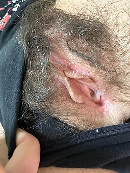 unrestrained hairy vulva